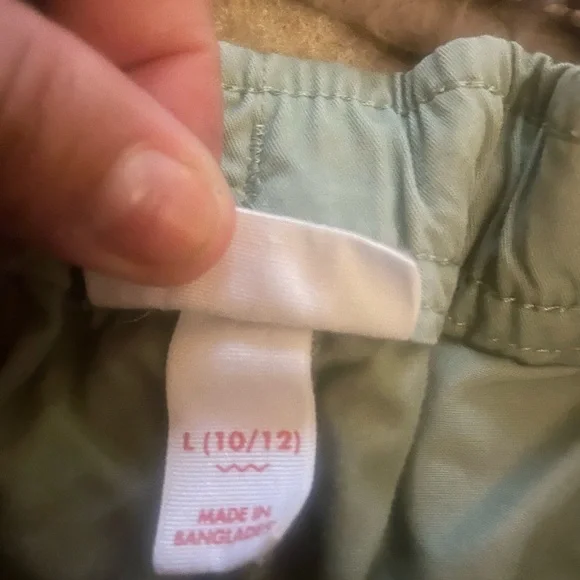 Brand Cat & Jack shorts, green size 10 girls drawstring elastic waist band - Picture 3 of 7